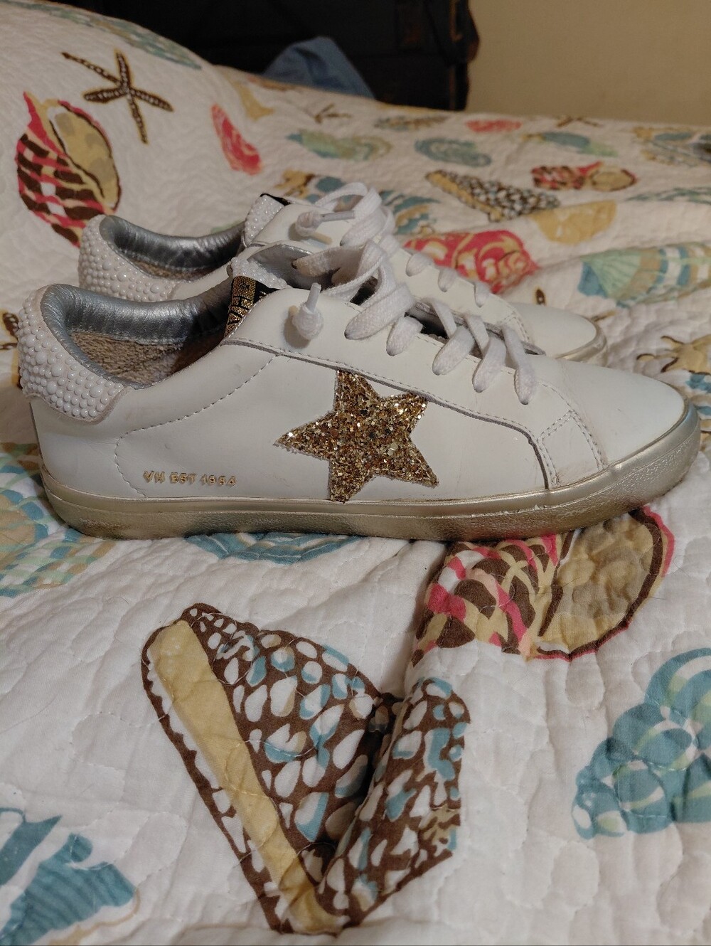 Vintage Havana Gadol Womens Sneakers Size9  white pearl  bling